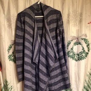 Barefoot Dreams Cardigan L/XL Navy and White Stripe with Waterfall front